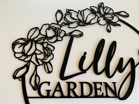 Personalized Garden Name Holder Metal Wall Decor-6